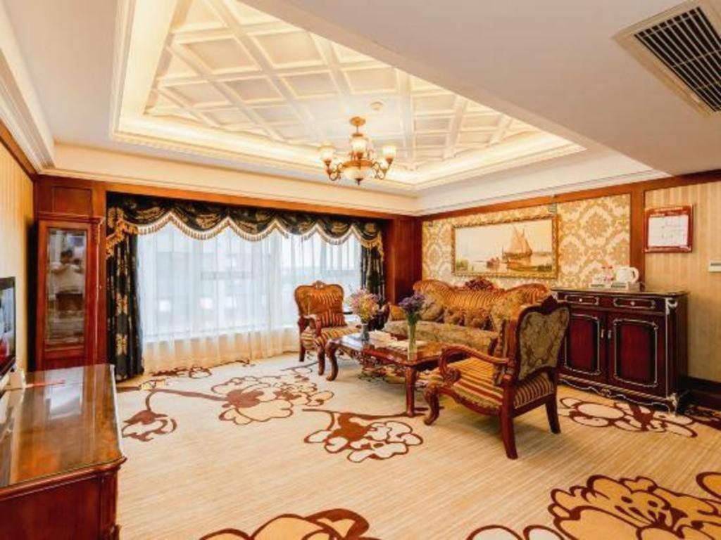 Chengdu French Theme Gold Palace Exterior foto